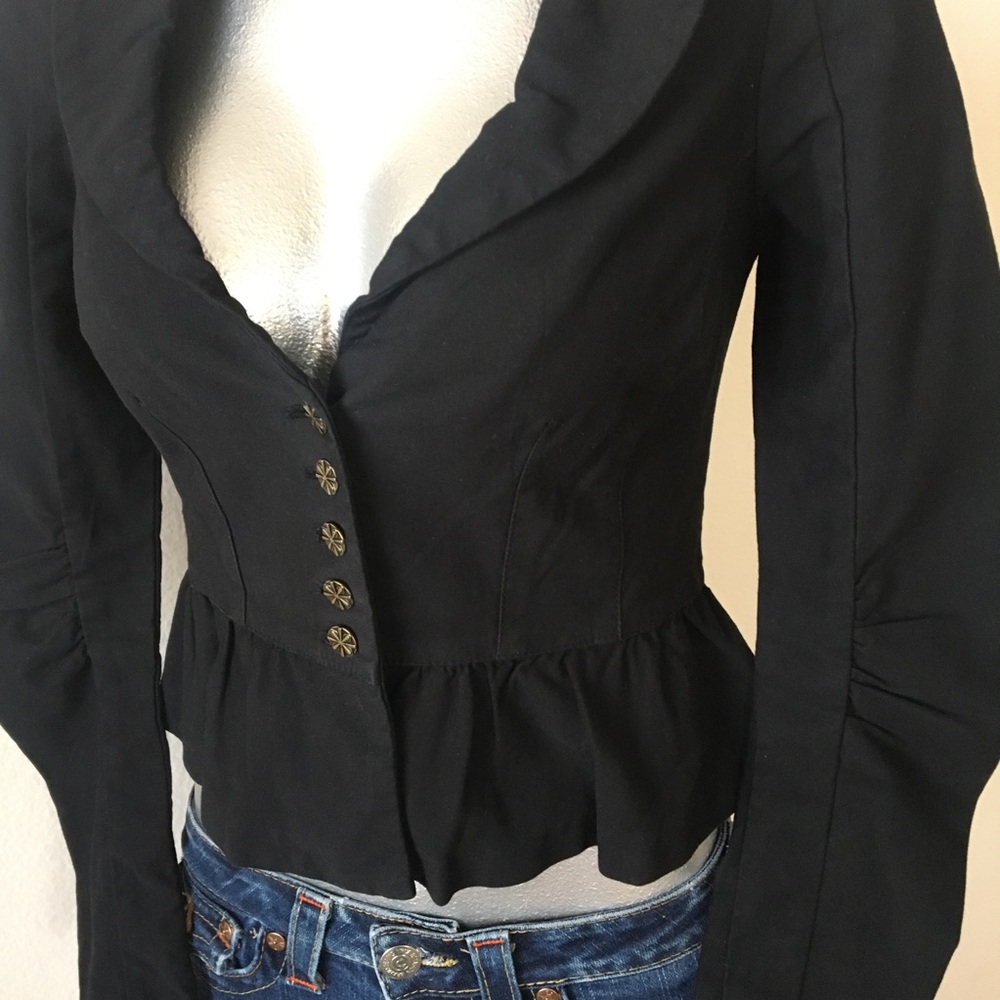 **SOLD** Black Guess Jean Blazer - Picture 4 of 8